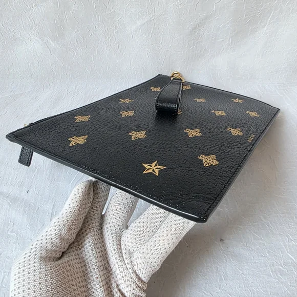 Auth Gucci Bee ๐ Clutch/ Wristlet - Picture 6 of 8